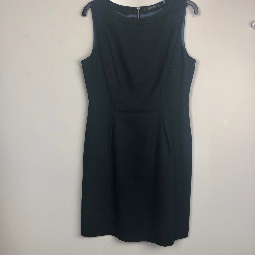 Tahari sheath dress size 10 black sleeveless